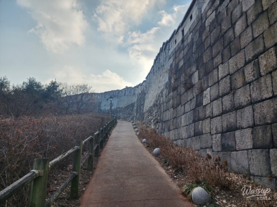 A Journey Through Historic Seoul_09