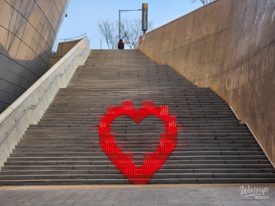 A Journey Through Historic Seoul_30