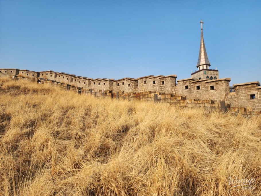 A Journey Through Historic Seoul_23