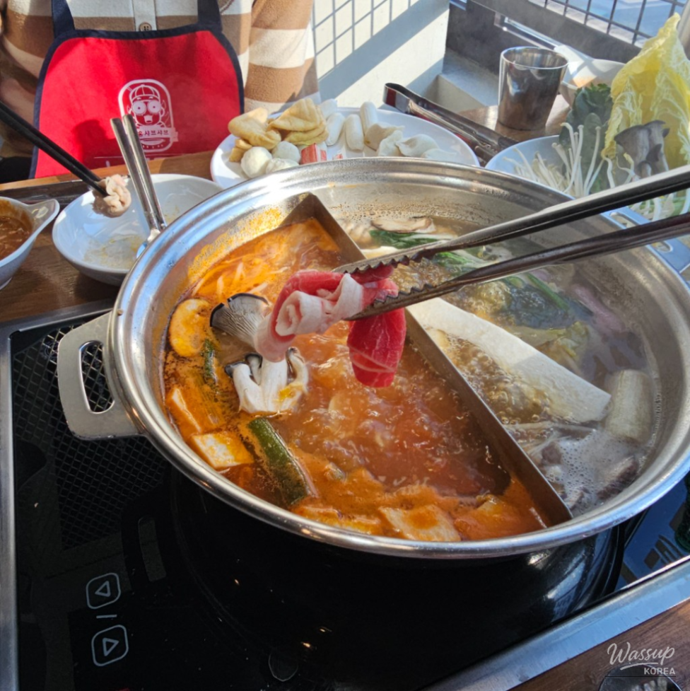 A Delightful Shabu-Shabu Experience Near Dongdaemun Station_02