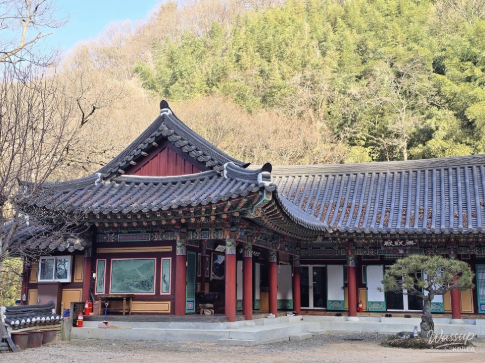 Exploring the Tranquil Jangchunsa Temple in Hamann, Gyeongnam_03
