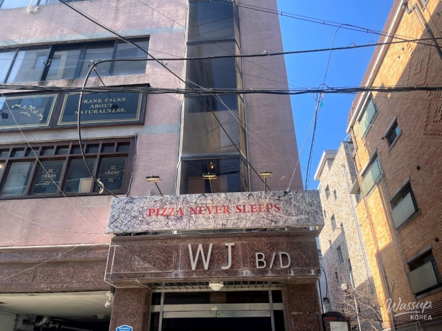 Must-Visit Pizza Place in Songpa: Pizza Never Sleeps_02