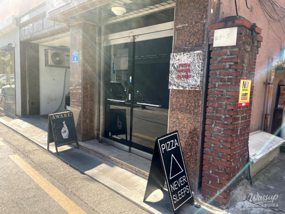 Must-Visit Pizza Place in Songpa: Pizza Never Sleeps_03