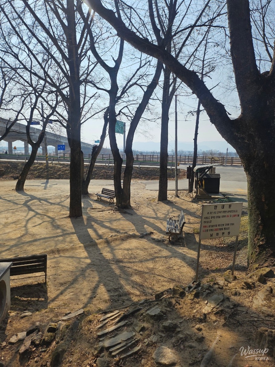 Discovering the Serenity of Simsujeong Pavilion in Geochang_08