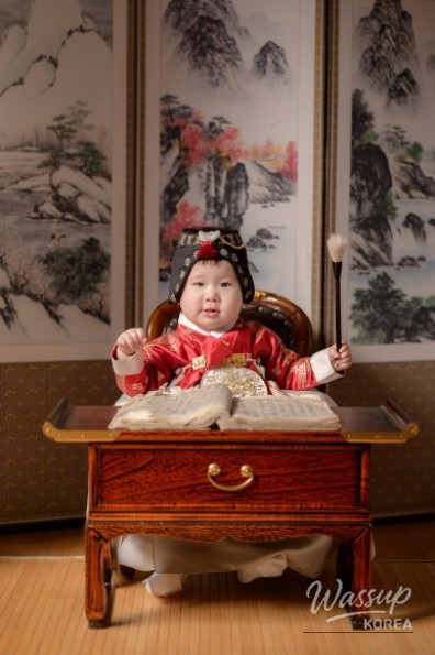 Introducing Jeongdam Hanok Studio for Milestone Photography_08