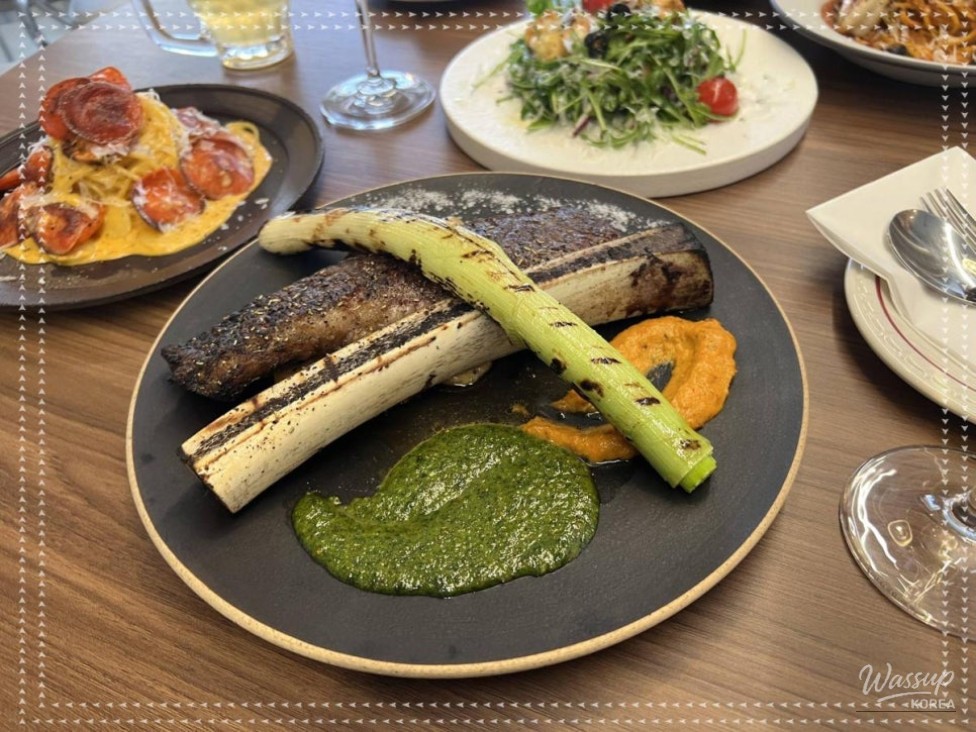 A Review of Bocoboco The Pantry: A Perfect Dating Spot near Hongdae_09