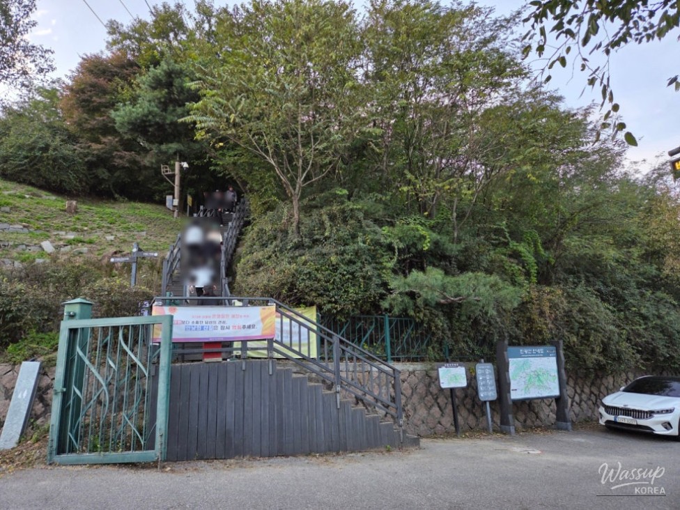 A Fall Hike at Inwangsan_03