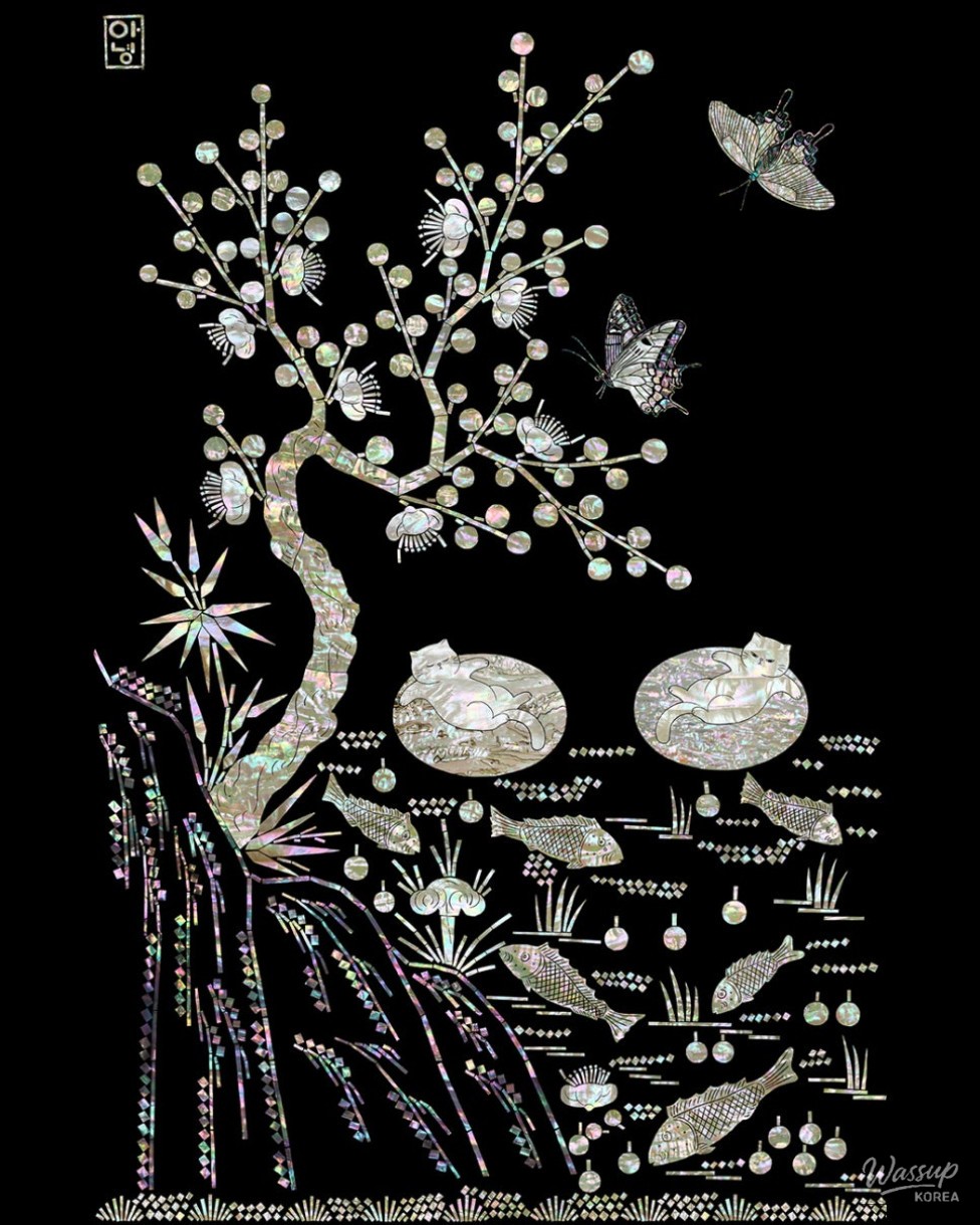 The Light of Tradition on the Most Modern Appliances: Digital Mother-of-Pearl Refrigerator Mockup Project_05