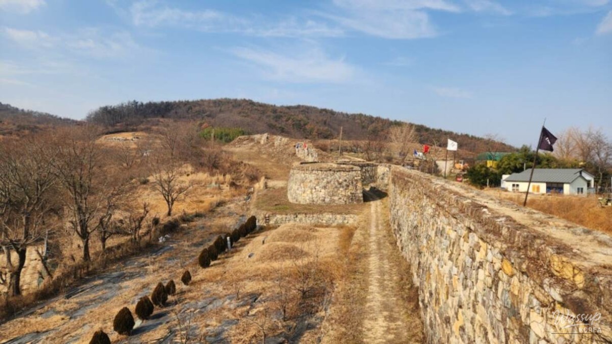 Exploring the Serenity of Yeongiljanggi Eupseong_05
