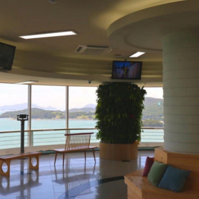 Exploring the Scenic Jeongnamjin Observatory in South Korea2535