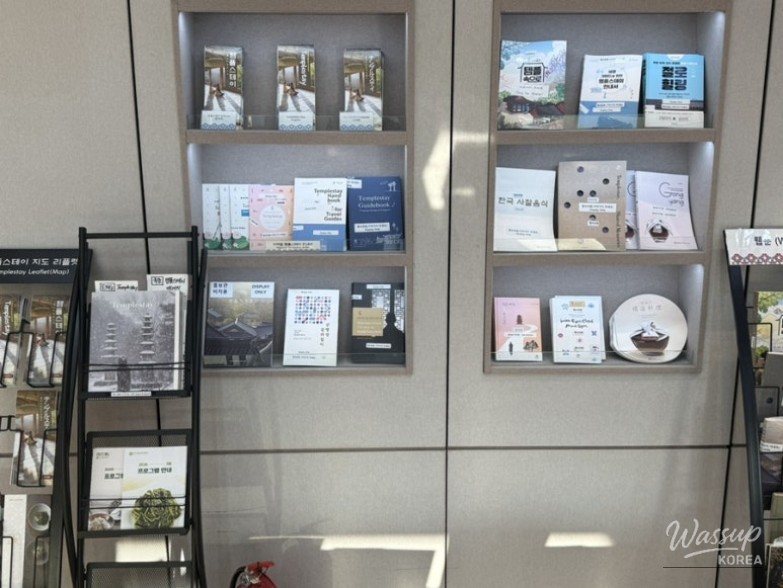 Exploring the Temple Stay Experience_03