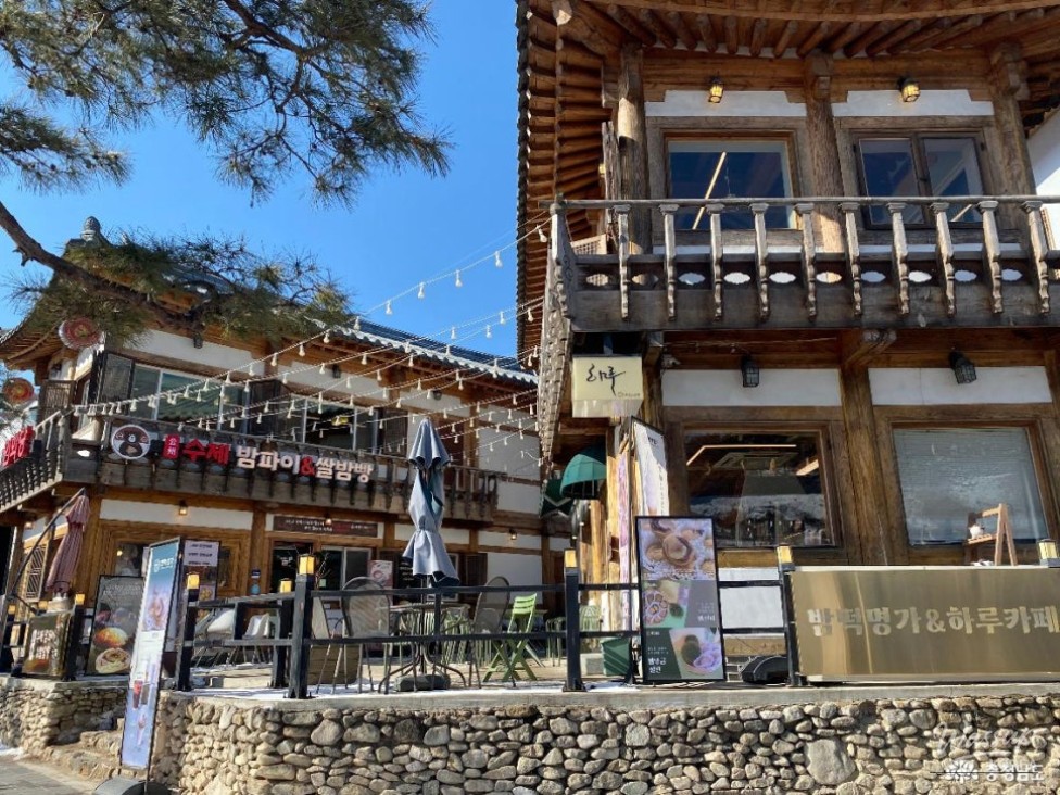 Exploring Baekmi Village Food Culture Street in Gongju_06