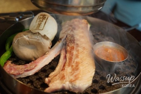 A Culinary Journey in Jeju: Exploring Dol Dam Black Pork_03