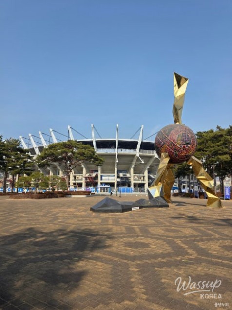 Winter Fun at Ulsan's Outdoor Ice Rink_04