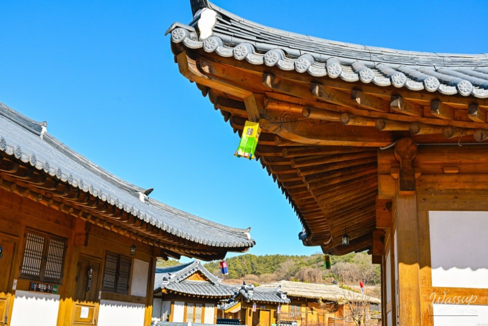 Gongju Hanok Village: A Space Where Time Becomes Travel_05