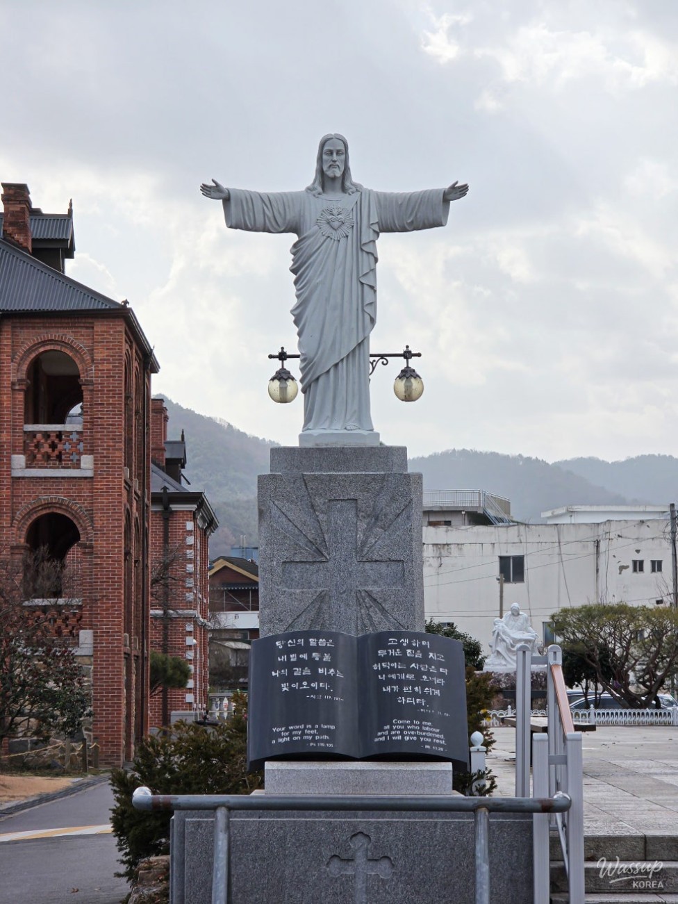 Walking Tour of Jeonju Hanok Village_04