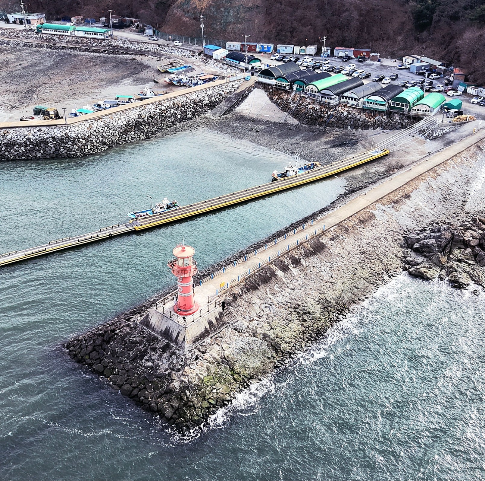 Discovering Daesung Seafood Kalguksu in Anseompo Port_02