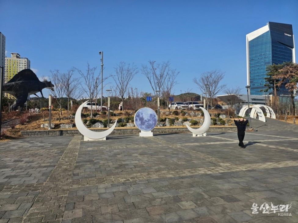 Exploring the Unique Charm of Ulsan Dinosaur Footprint Park_13