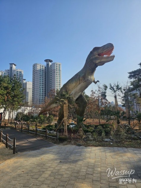 Exploring the Unique Charm of Ulsan Dinosaur Footprint Park_10