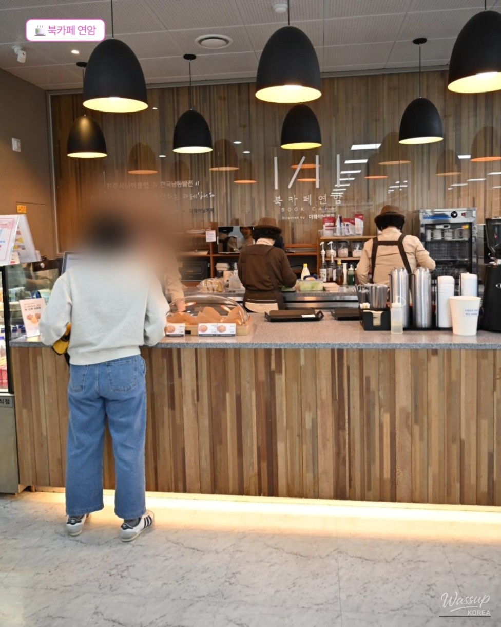 Jinju Cherry Blossom Library_09