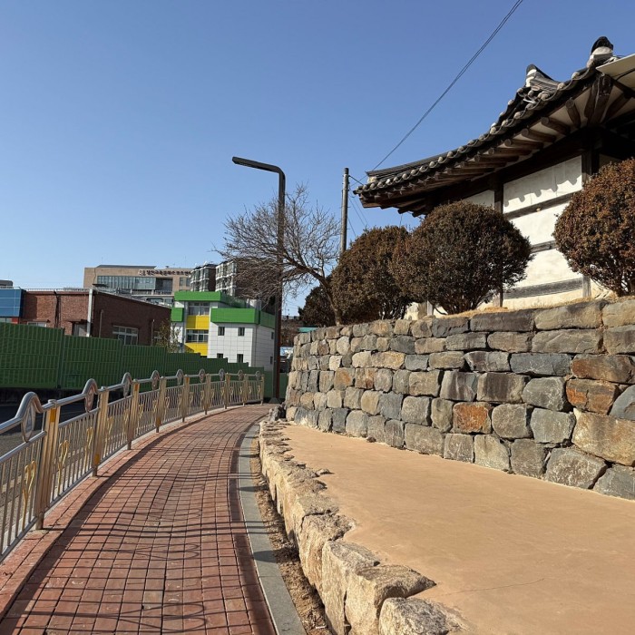 Exploring the Historic Dangjin Hyanggyo3056