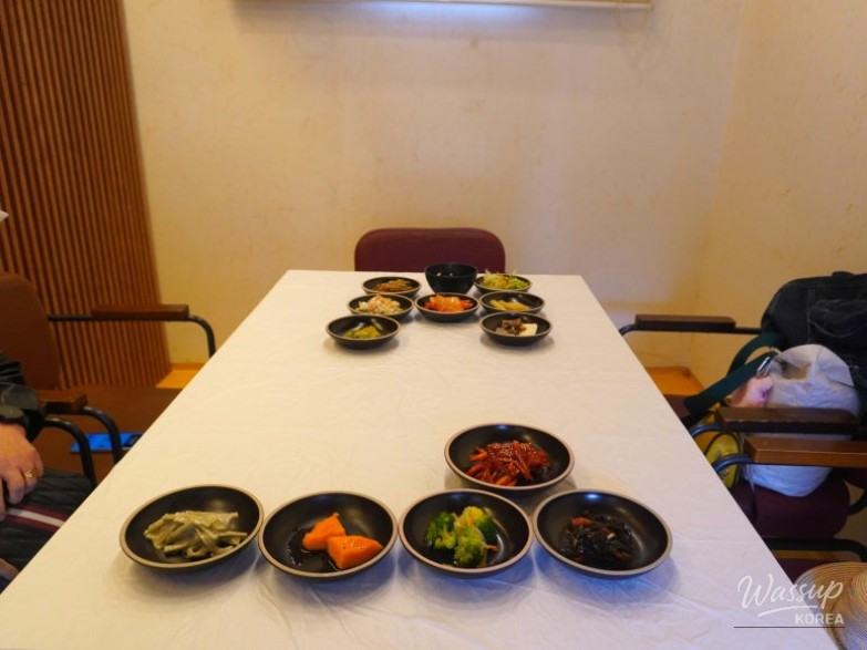 A Delightful Lunch at Damun in Jeonju Hanok Village_07