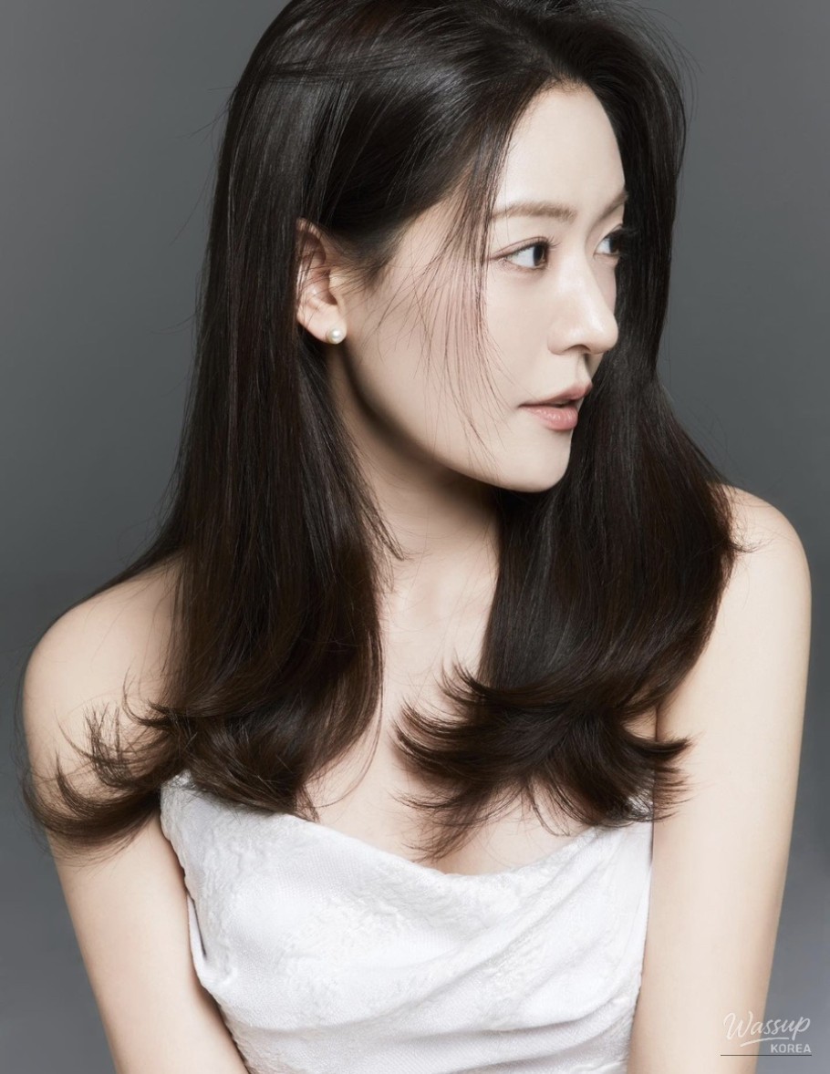Chef Park Eun-young's Wedding Style: Natural Elegance_07