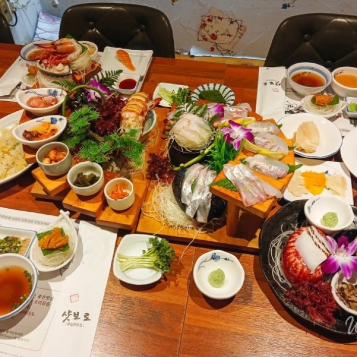 A Culinary Journey at Shotboro: The Best Jjageuli in Cheongju2115