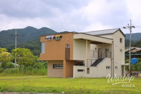 Spring Camping at Yanggu Humanities Village Campground_05