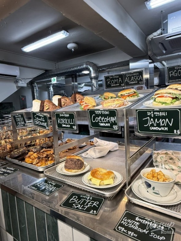 A Visit to Elephant Bagel in Insadong_04