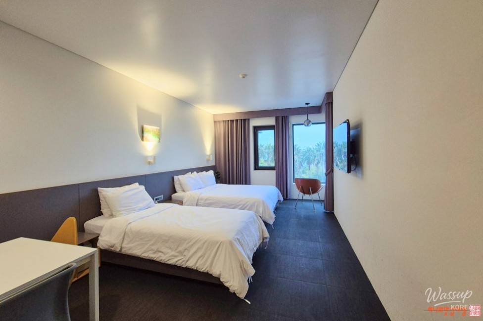 Jeju Bricks Hotel: A Delightful Stay in Seogwipo_06