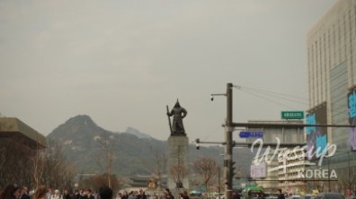 A Glimpse of Spring in April_03