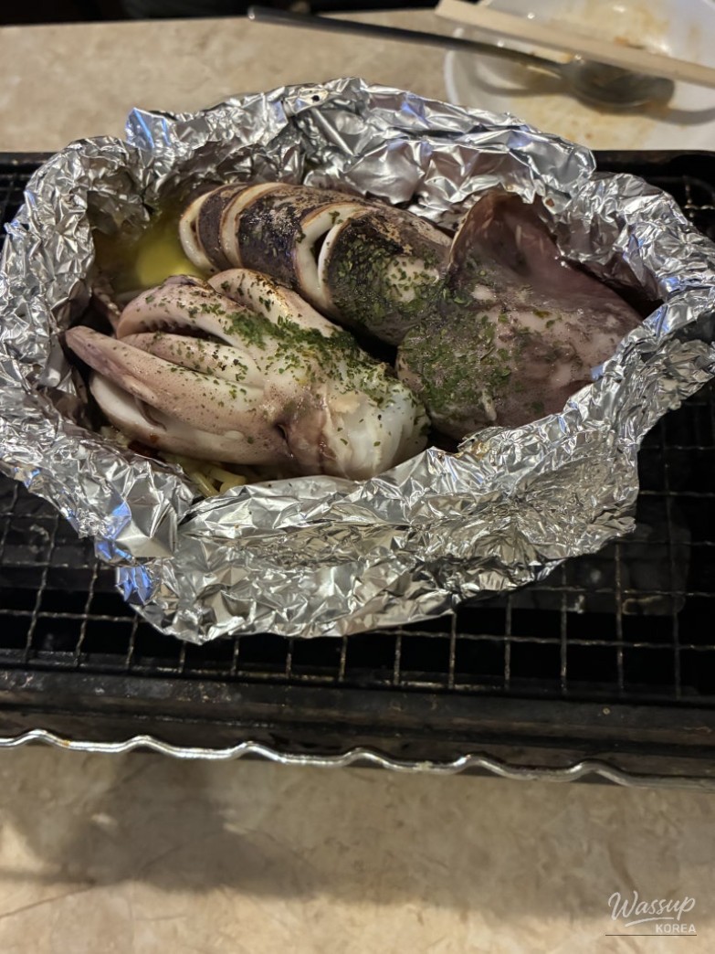 A Late-Night Seafood Adventure in Gwangalli_07