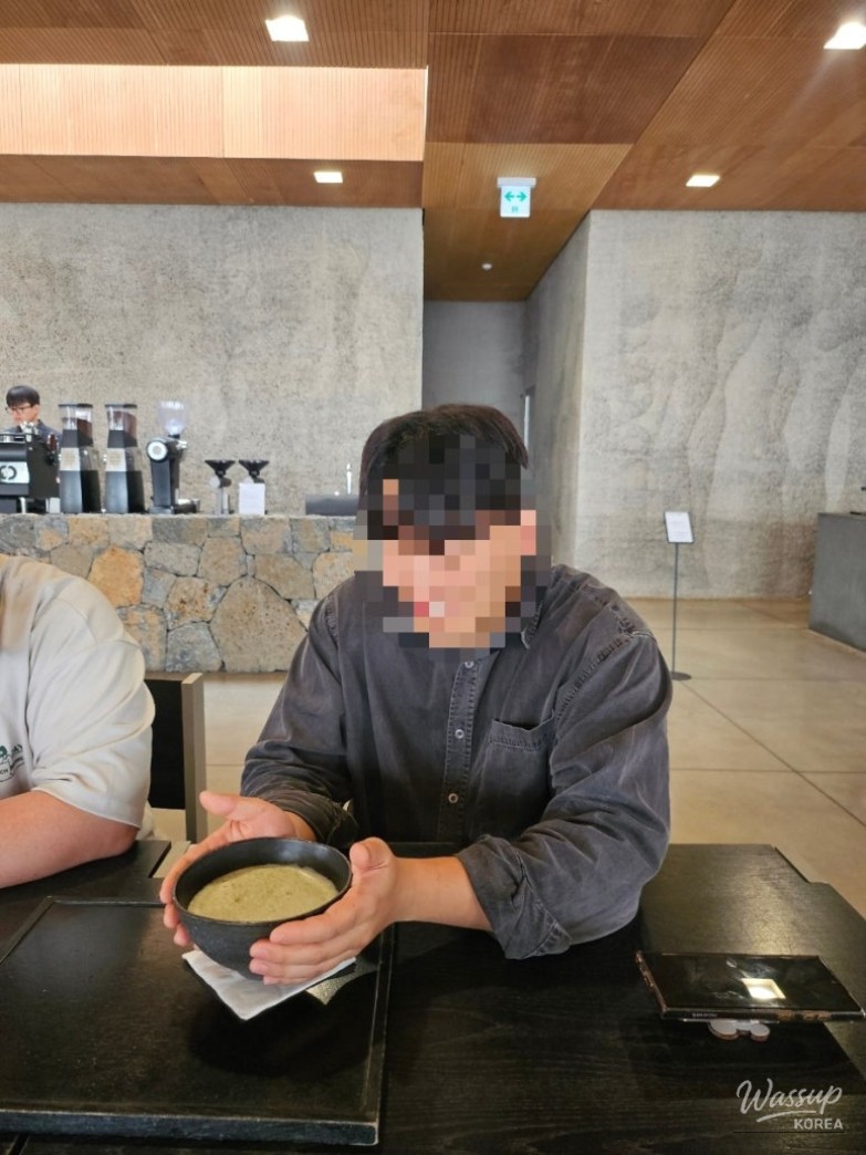 Unfinished Stories from Jeju_03