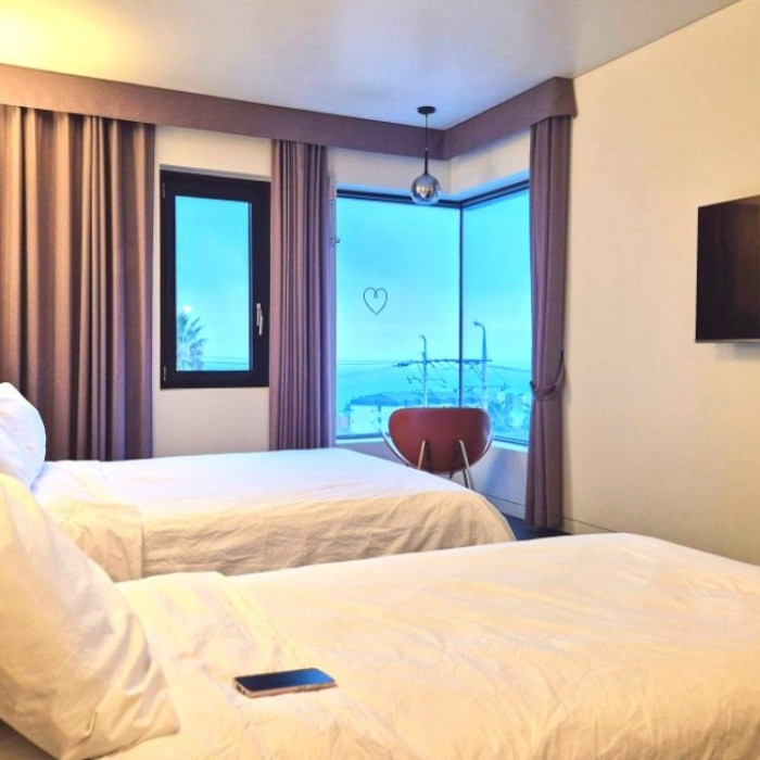Jeju Bricks Hotel: A Delightful Stay in Seogwipo325