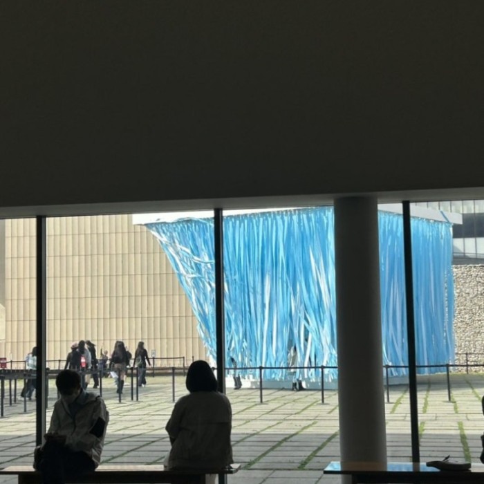 A Day in Seoul: Art and Exploration1672