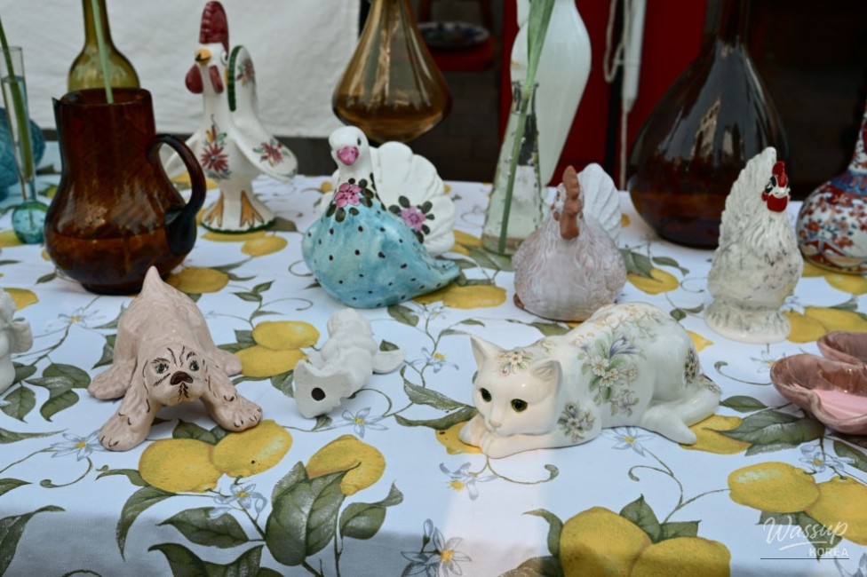 The Origins of Itaewon Antique Furniture Street and the 2026 Festival Experience_05