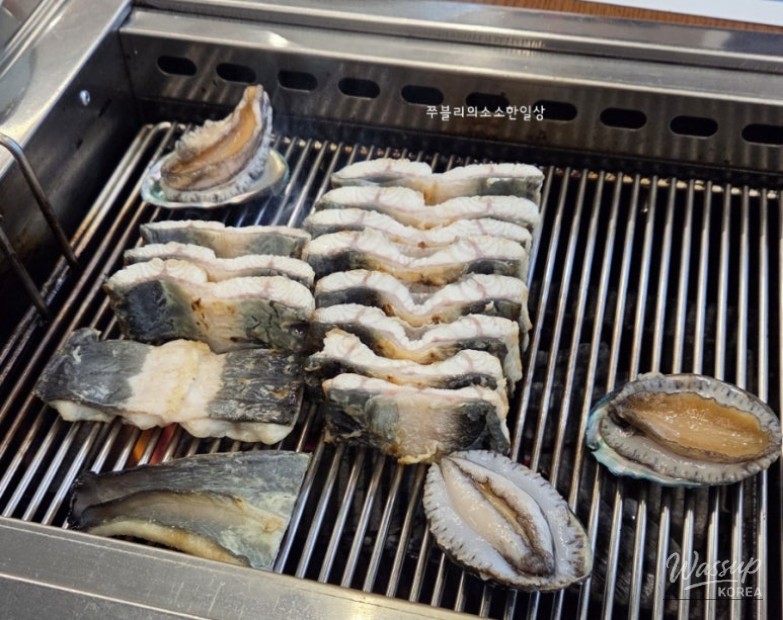 Daily Moments and Culinary Adventures_23