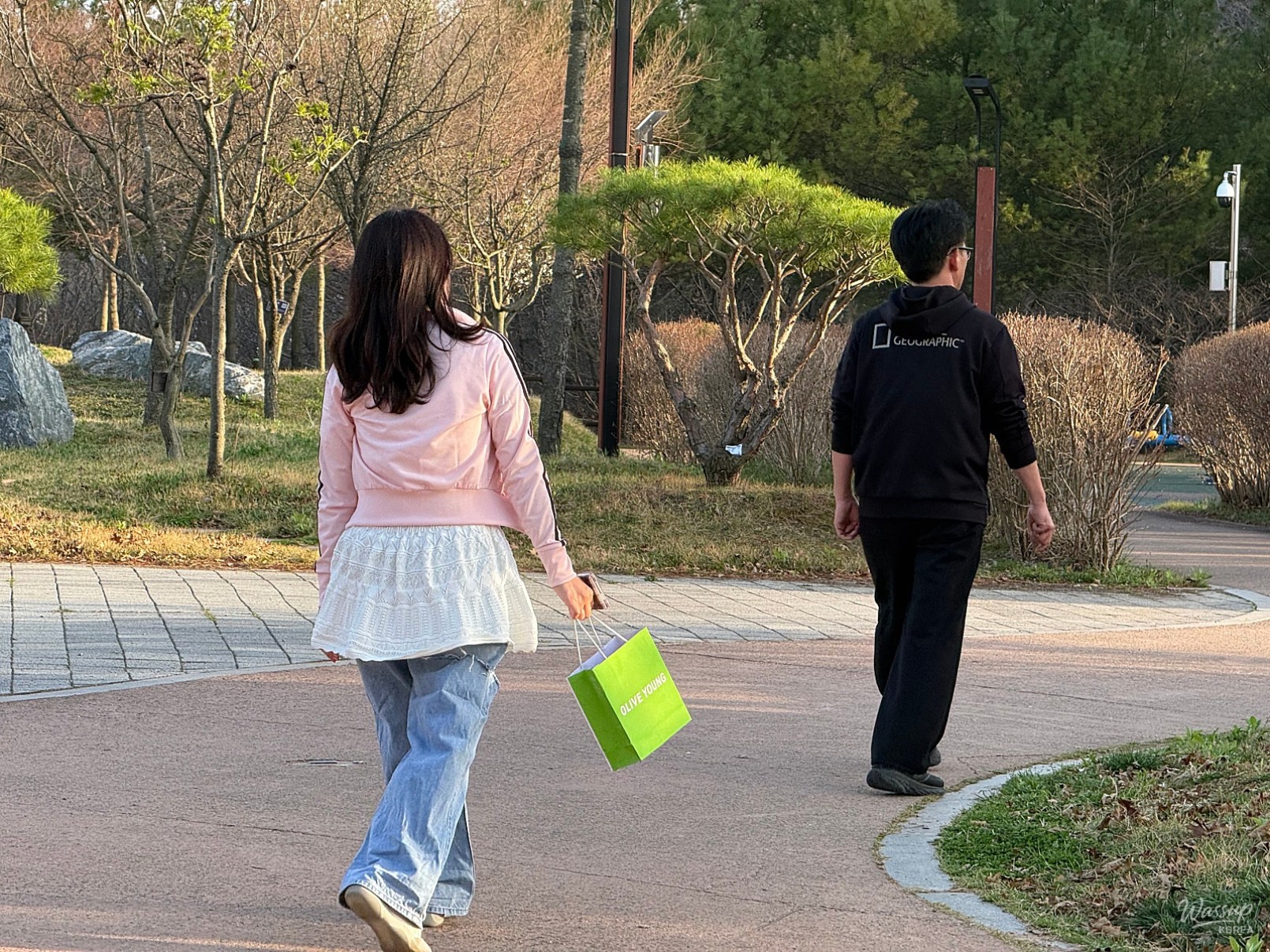 Exploring Gyeirim Park: A Hidden Gem in the City_03