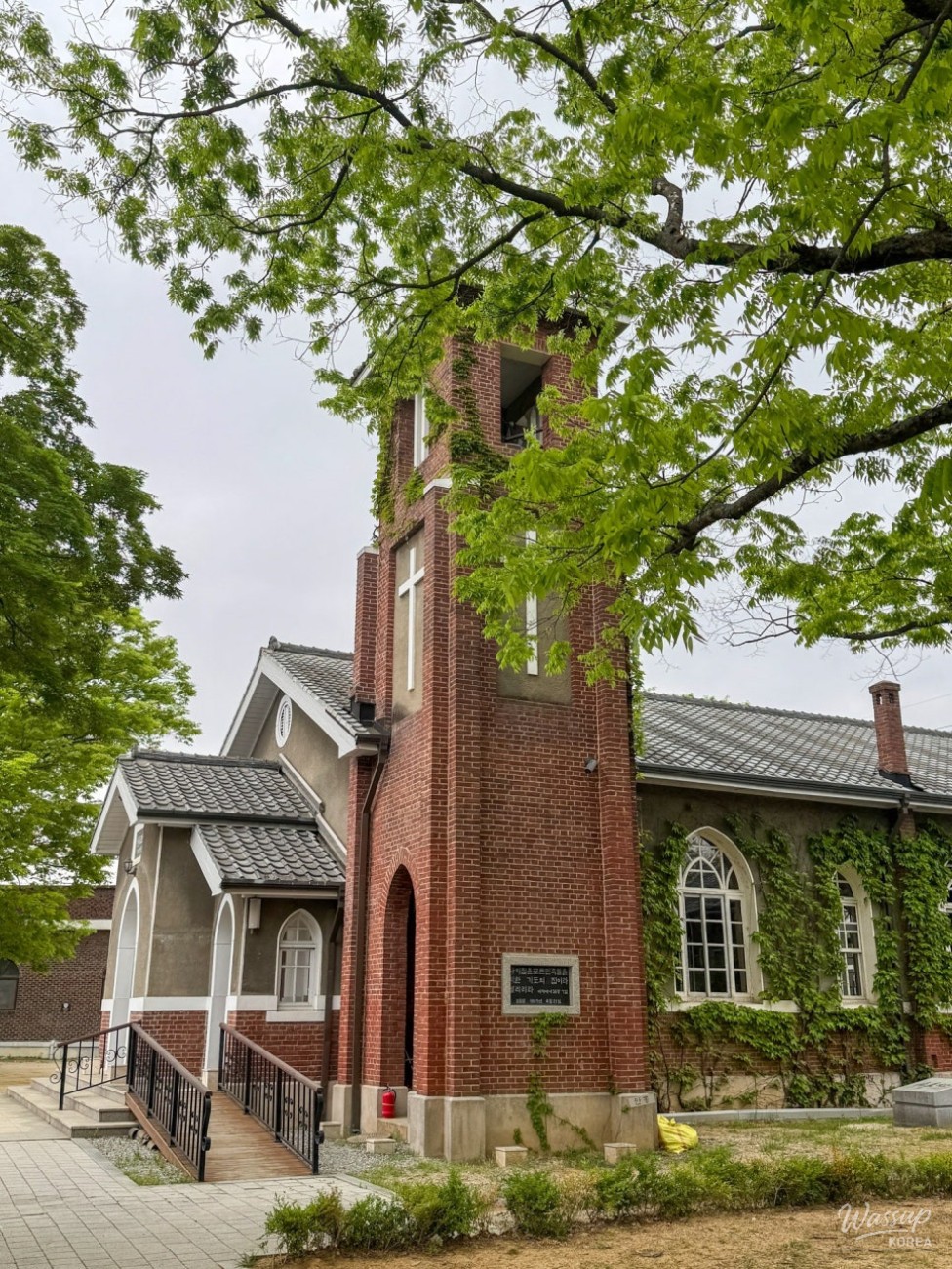 A Spring Visit to Sejong Bugang Cathedral_06
