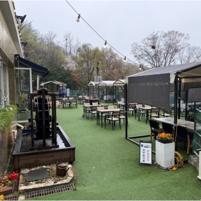 Exploring the Charm of Ssambakhan Bapsang at Seooreung2145