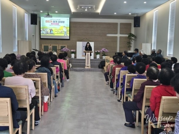 Health Awareness Campaign for Seniors in Sinan-gun_05