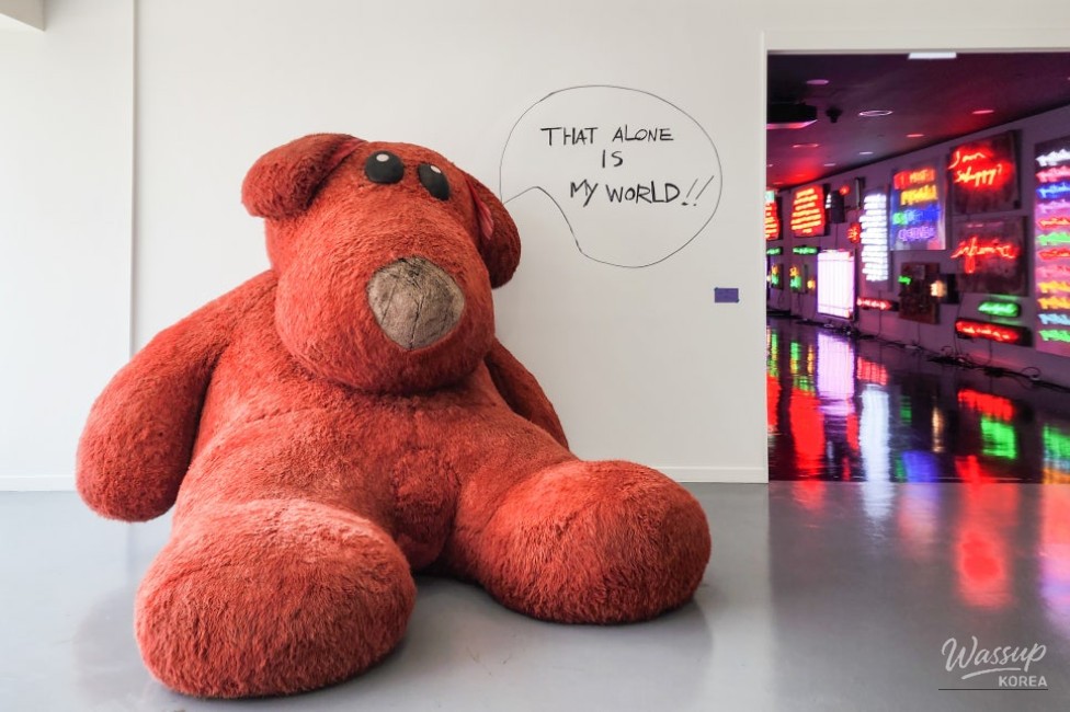 Cultural Exhibition: 'That Alone is My World'_05