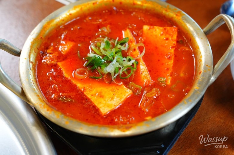 A Culinary Adventure in Jeju: The Best Black Pork Restaurants_21