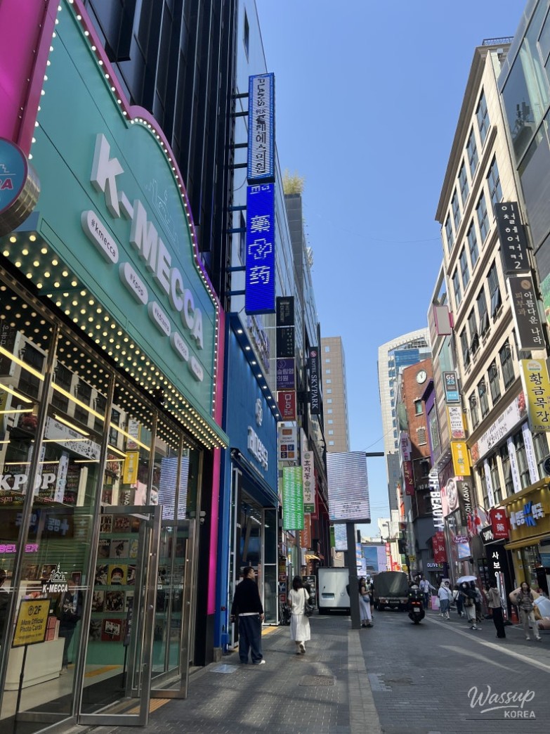 Preparing for Marriage: A Visit to Ready Young Pharmacy in Myeongdong_04