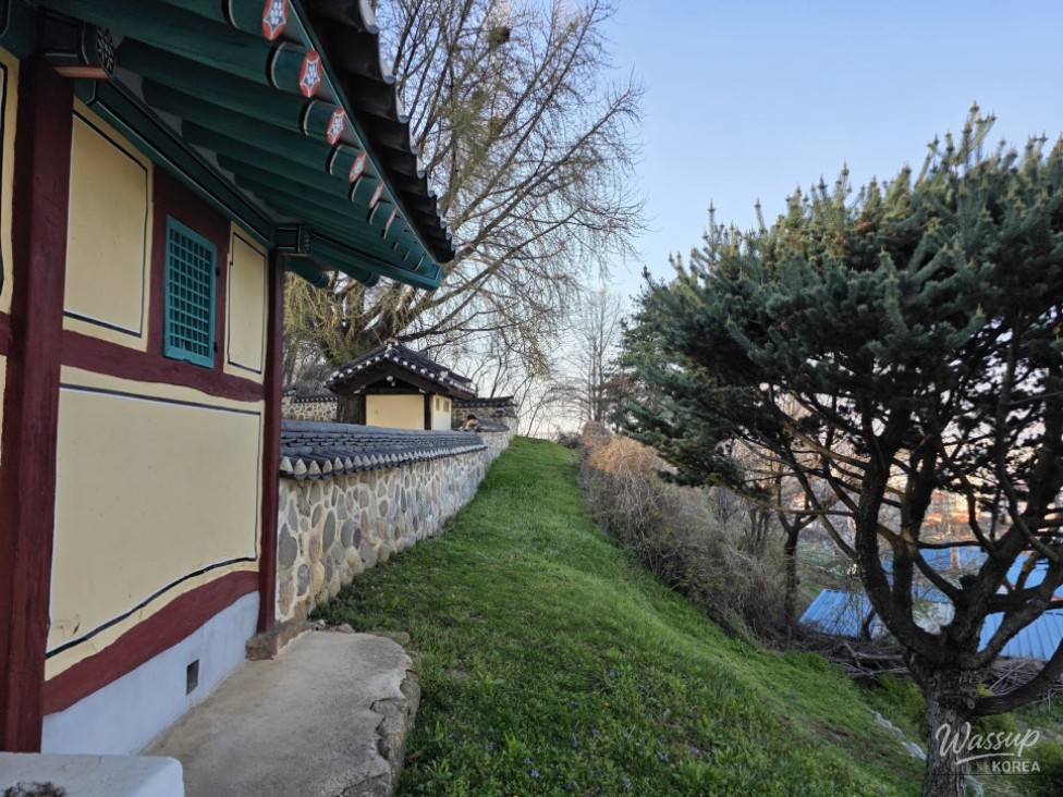Exploring the Tranquil Jincheon Hyanggyo_09
