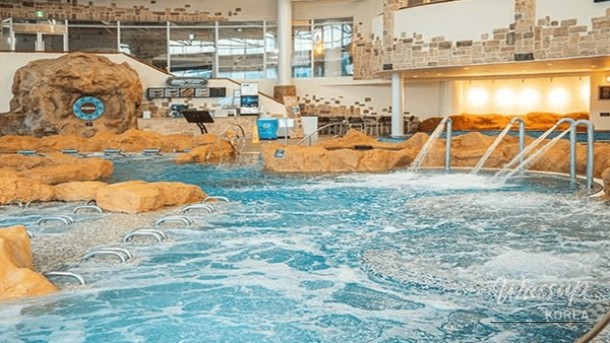 Top Indoor Water Parks in Korea for Spring Getaways_03