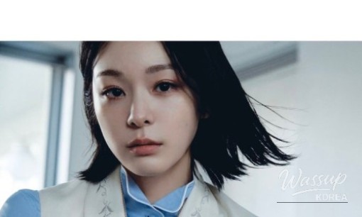 Jisoo's Enchanting Style: A Perfect Blend of Elegance_15