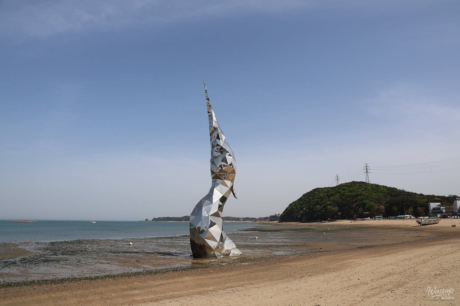 A Day at Waemok Beach: Embracing Stillness and Connection_05