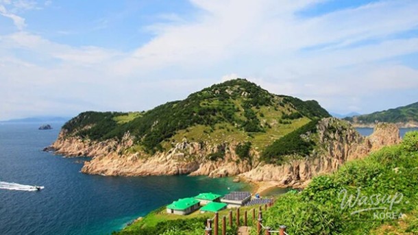 Exploring the Tranquil Beauty of Somaemuldo Island_03